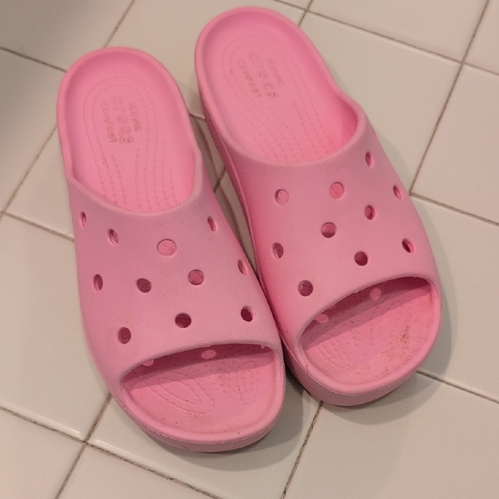 CROCS Pink Women's Sandals